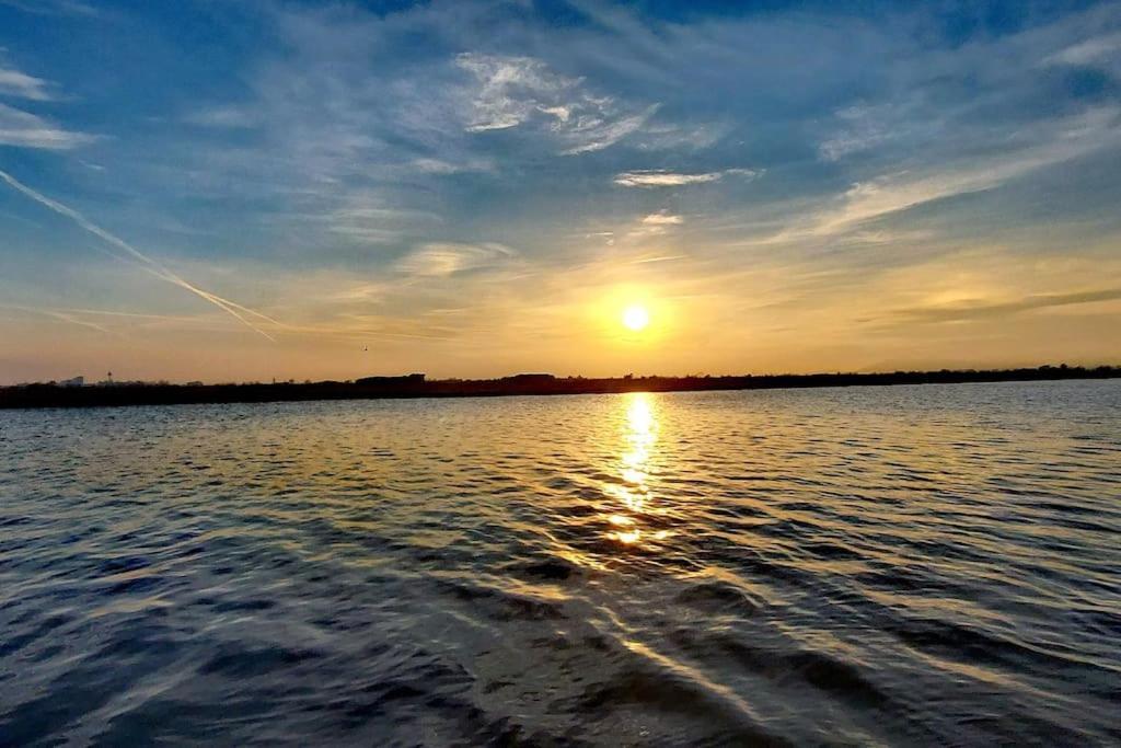 Sunsetmare Vacational Apartment 罗萨斯 外观 照片